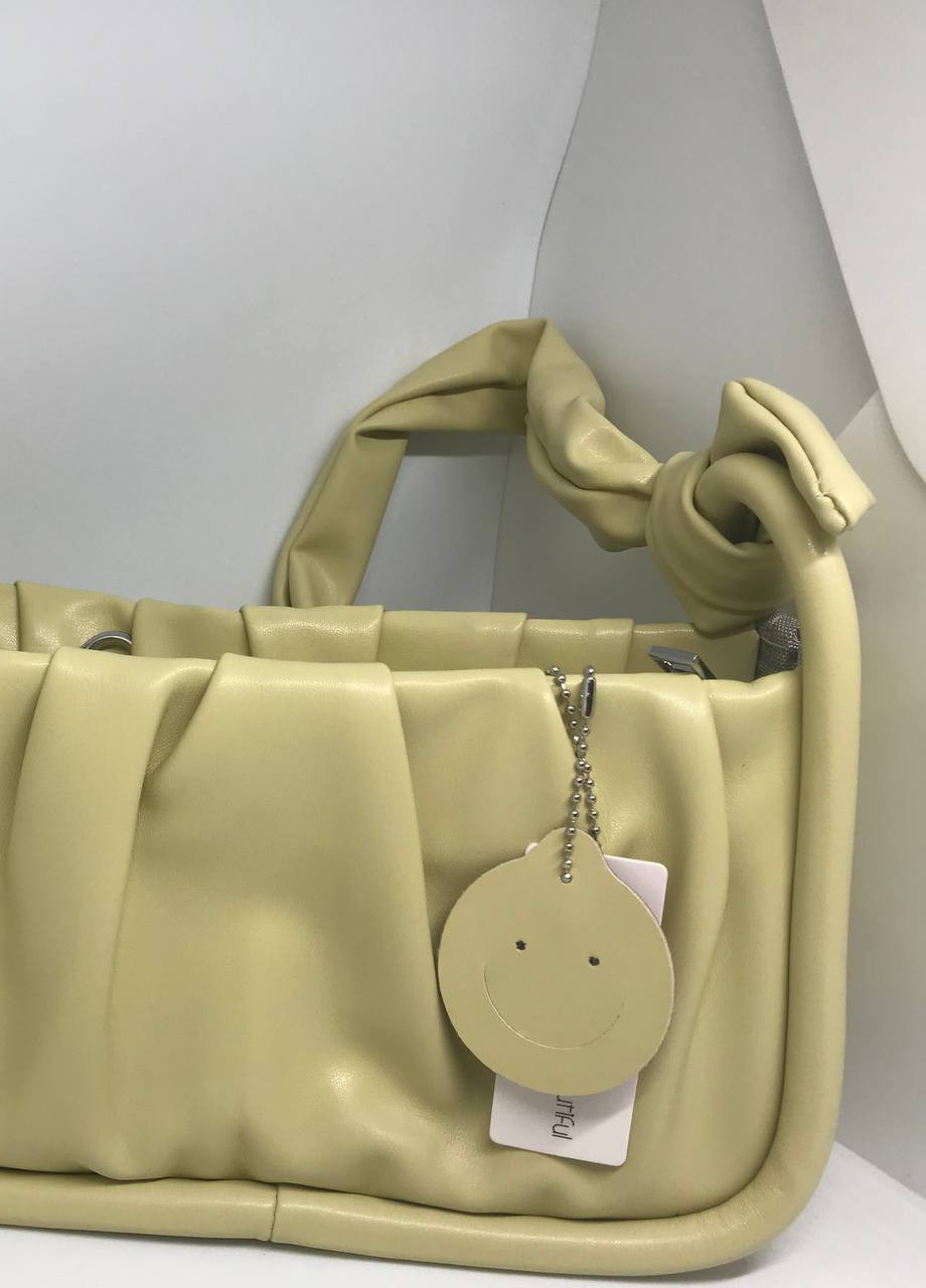 Жіноча сумочка з ремінцем колір темно жовтий 436072 New Trend (259501404)