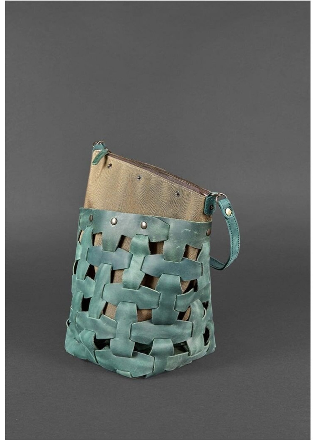 Шкіряна плетена жіноча сумка Пазл M зелена Crazy Horse BN-BAG-32-IZ BlankNote (277977873)