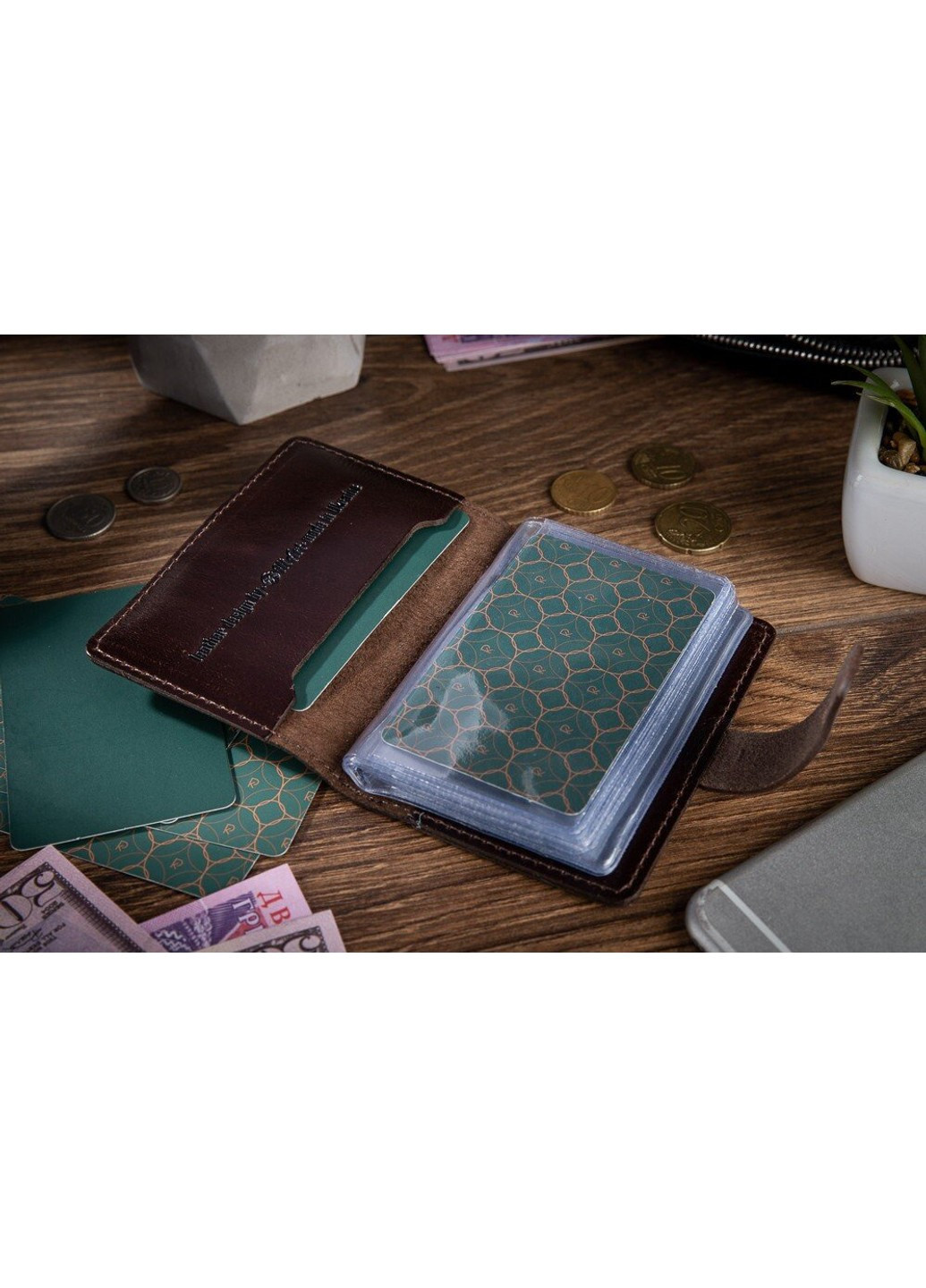 Картхолдер зі шкіри HiArt CH-02br Crystal Brown Silk Hi Art (268371358)