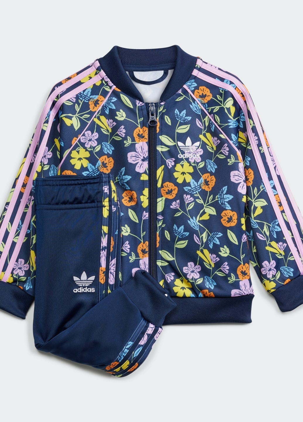 Спортивний костюм Floral SST adidas (277325561)