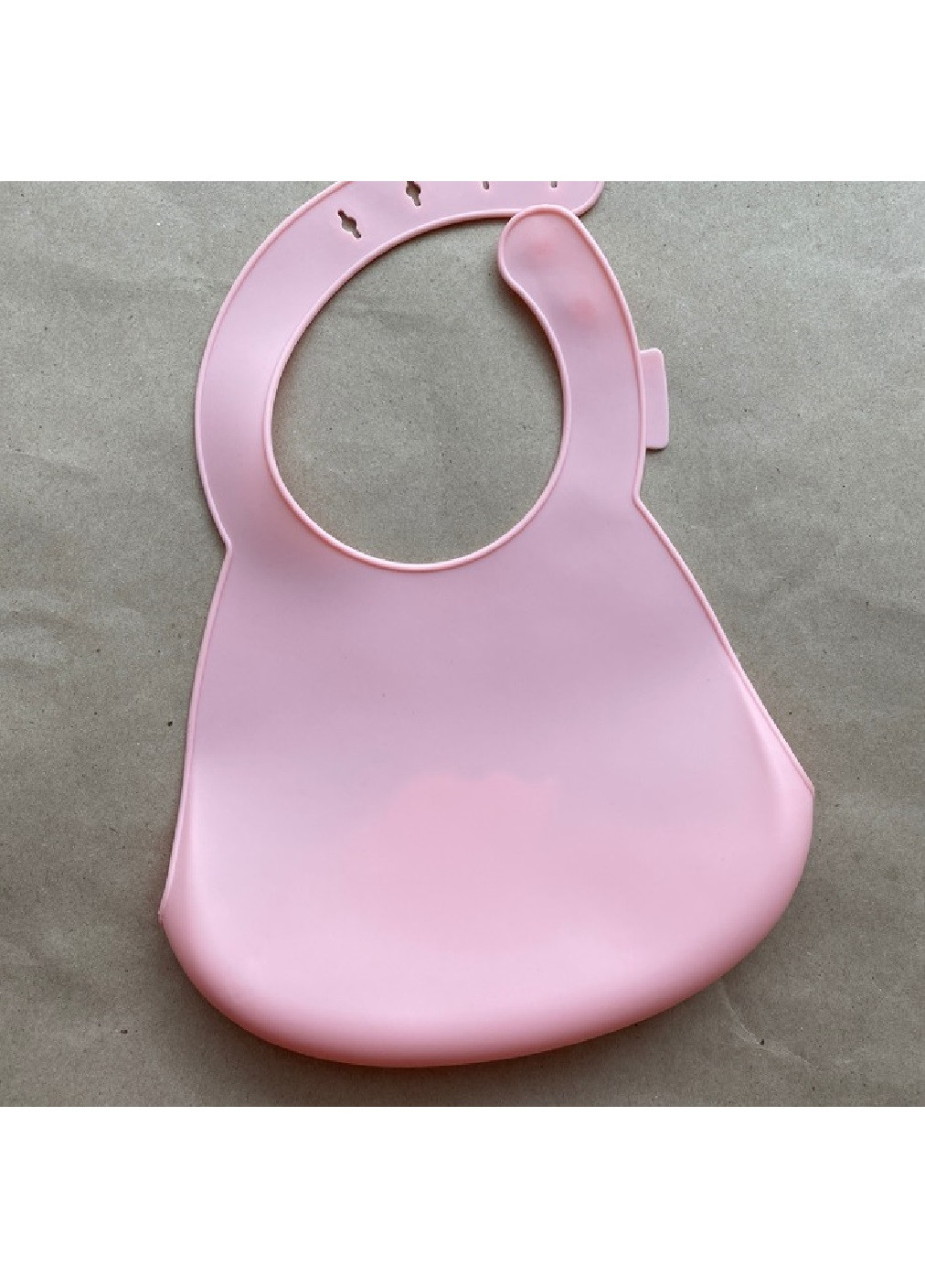 Дитячий силіконовий м'який слинявчик нагрудник з тисненим малюнком для дітей малюків 30х22 см (475021-Prob) Рожевий Unbranded (260668652)