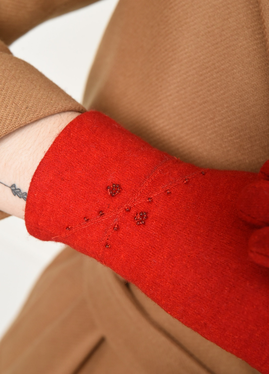 Рукавички жіночі текстильні червоного кольору Let's Shop (256699591)