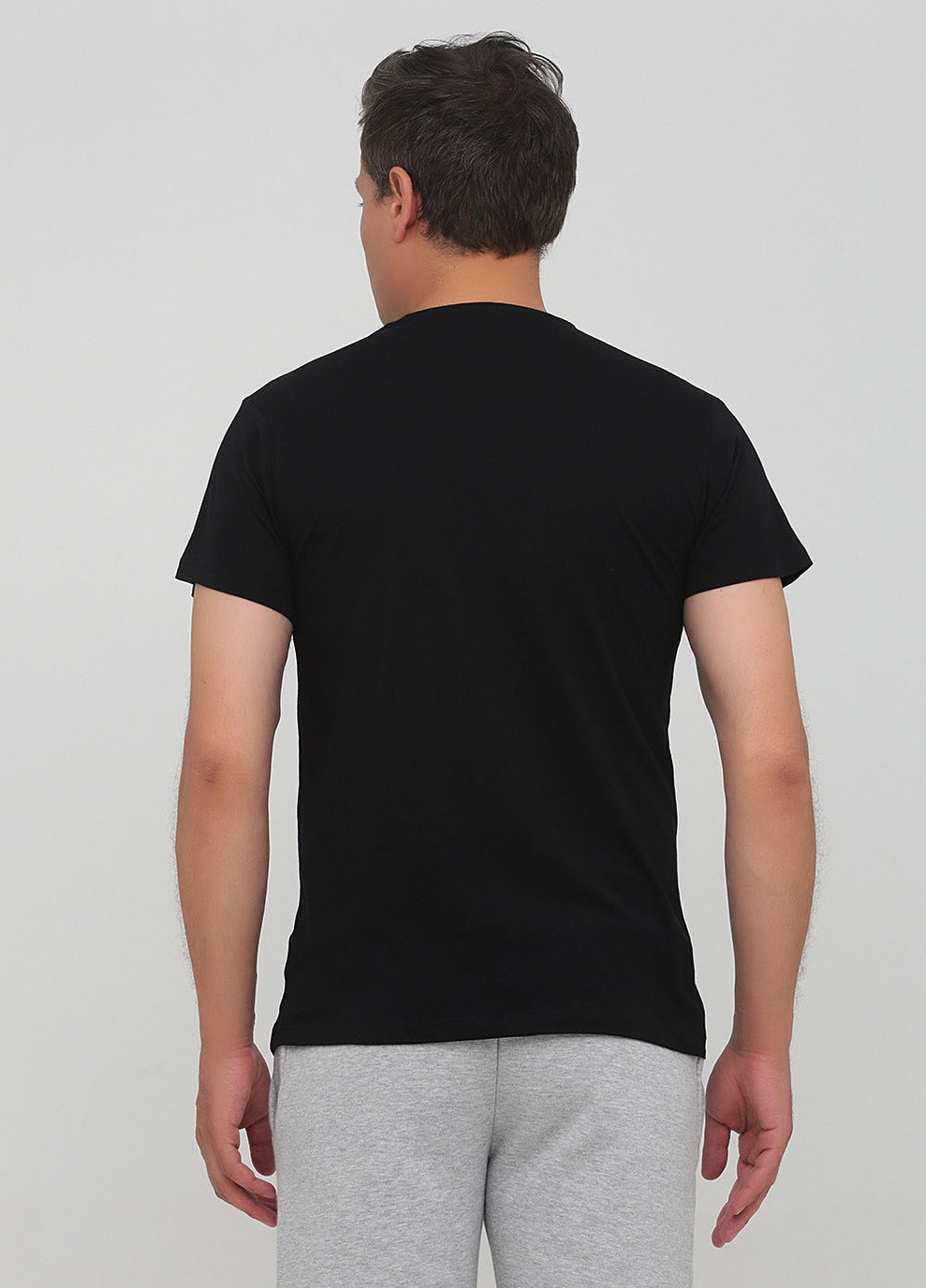 Черная футболка Primark
