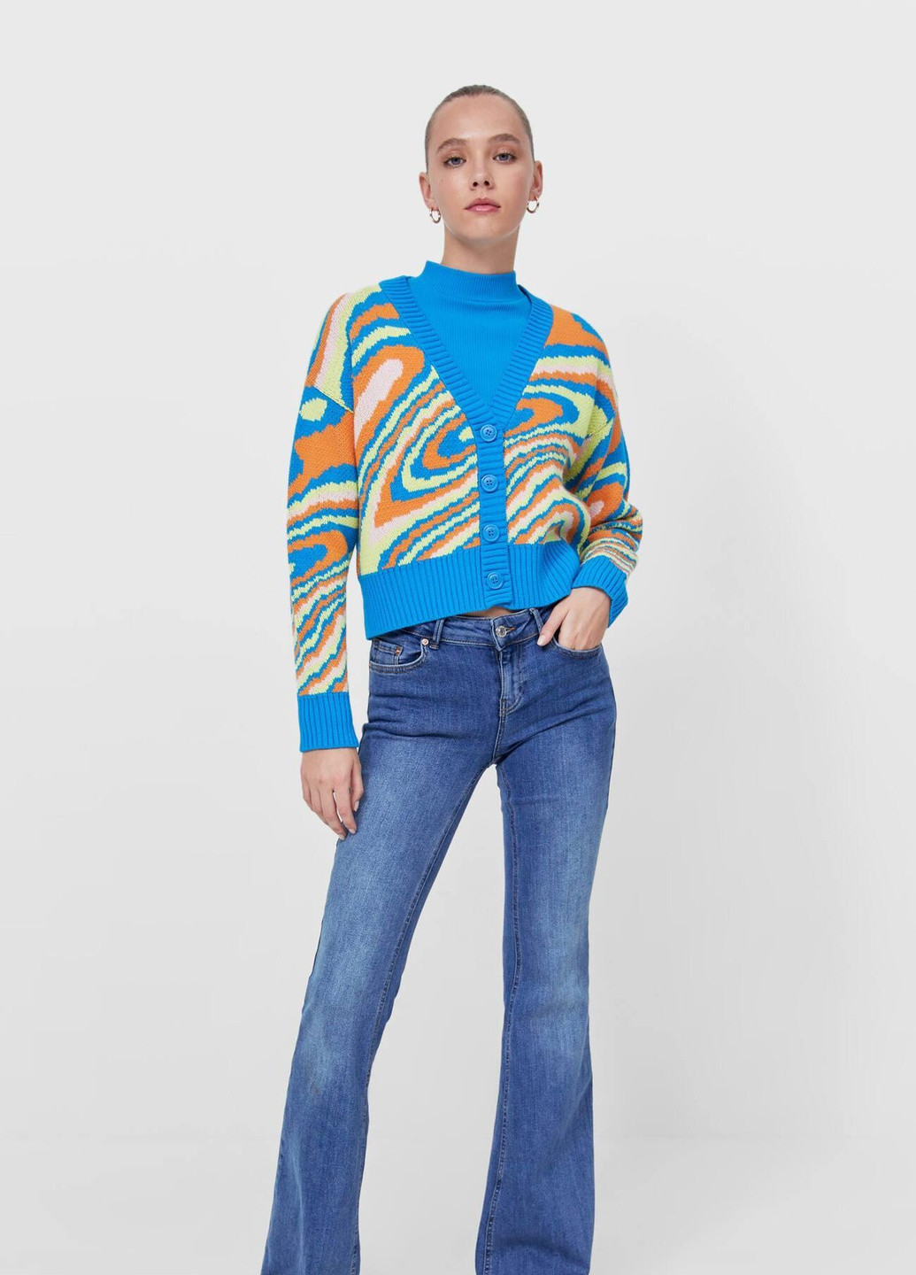 Кардиган зима,блакитний в кольорові візерунки, Stradivarius (256797559)