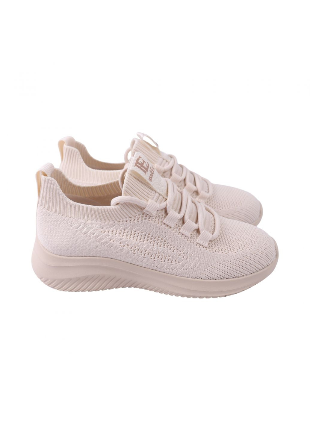 Білі кросівки жіночі молочні текстиль Gelsomino 270-24LK