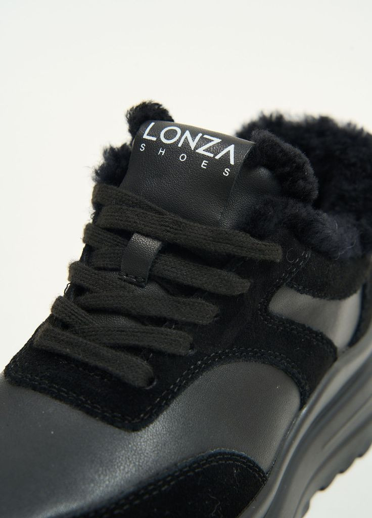 Черные зимние кроссовки 181022 Lonza
