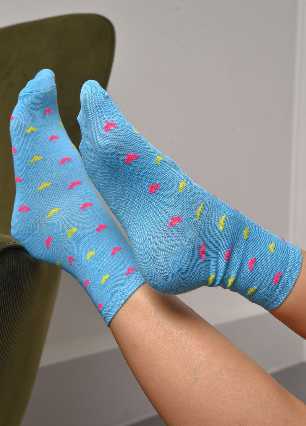Шкарпетки жіночі демісезонні блакитного кольору розмір 36-40 Let's Shop (277983284)