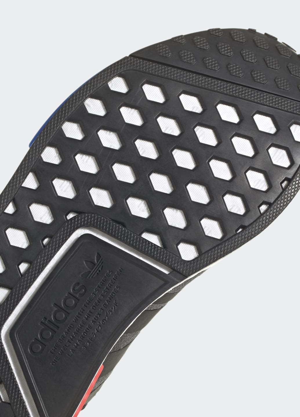 Чорні всесезон кросівки nmd_r1 adidas