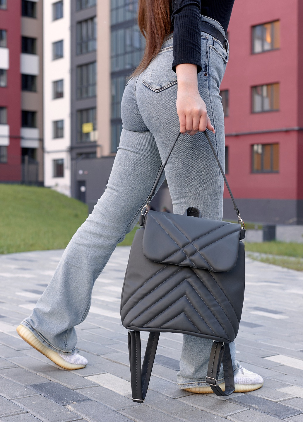 Женский рюкзак-сумка Loft стеганый графитовый Sambag (259592021)