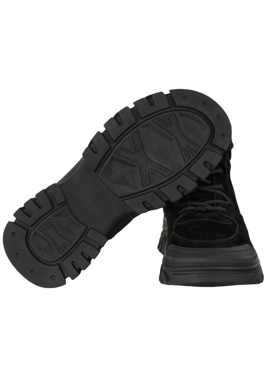 Зимние женские ботинки на низком ходу 199532 Buts из натуральной замши