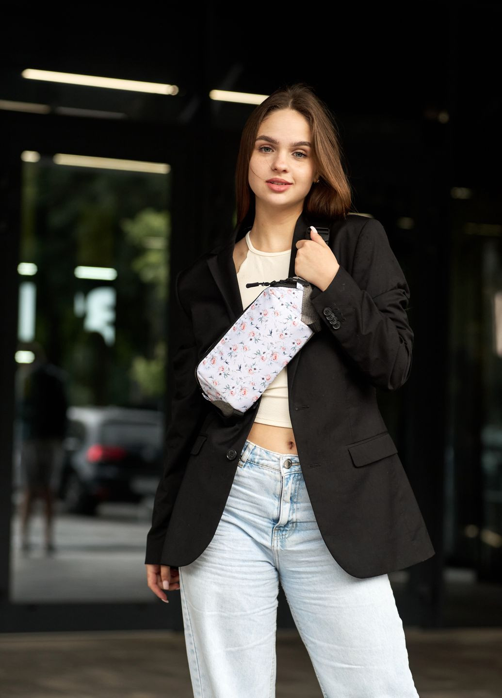 Женская сумка на пояс бананка Holster MSH серая тканевая с цветочным белым принтом Sambag (260011386)