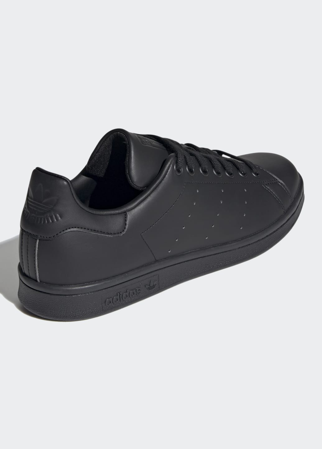 Черные всесезонные кроссовки stan smith adidas