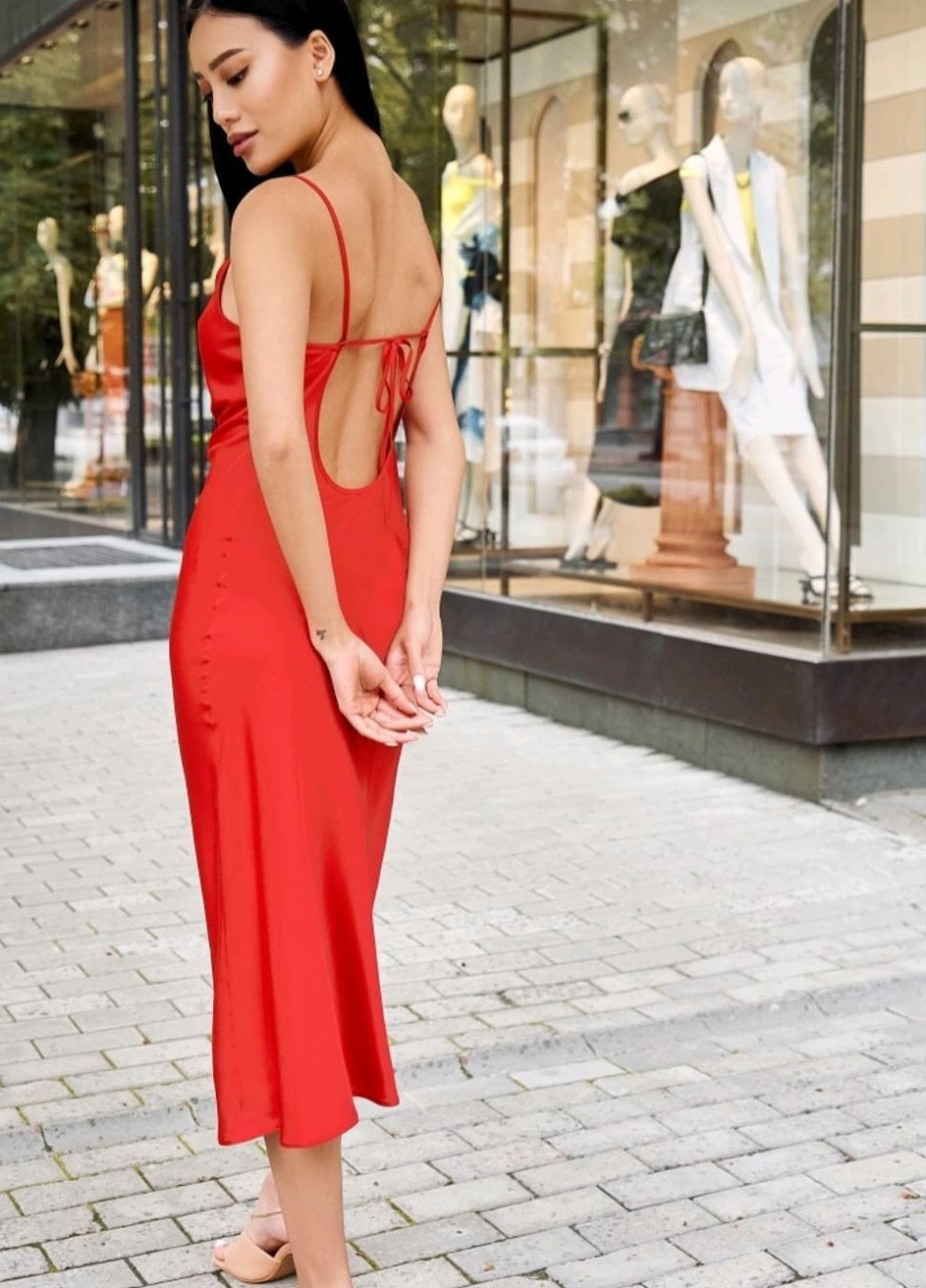 Красное вечернее платье - комбинация шелковое миди вечернее длинное с открытыми плечами itelle однотонное
