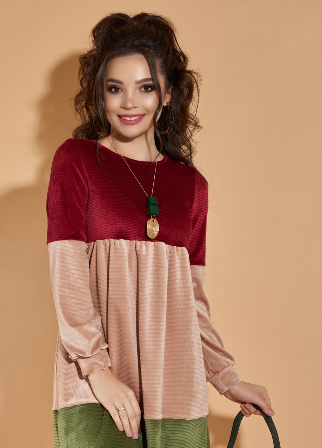 Красное сукнi норма вельветова сукня (ут000056136) Lemanta