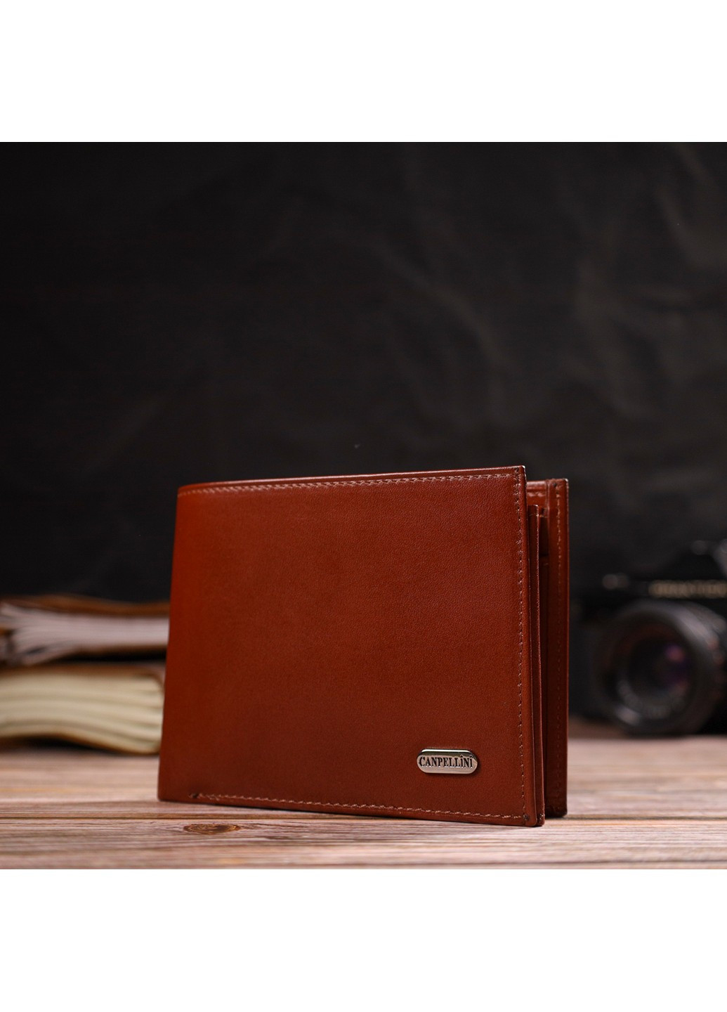 Надійний горизонтальний чоловічий гаманець середнього розміру з натуральної гладкої шкіри 21862 Коричневий Canpellini (259874127)