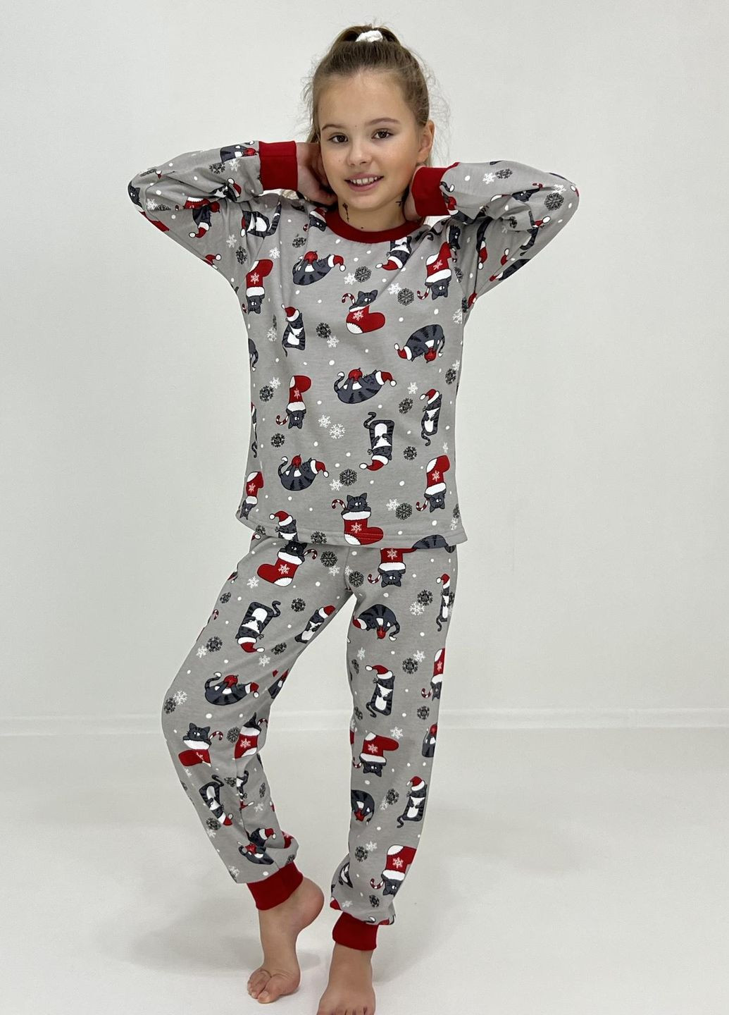 Серая зимняя пижама детская байка новогодние сапожки 134 серая 11849985-1 Triko