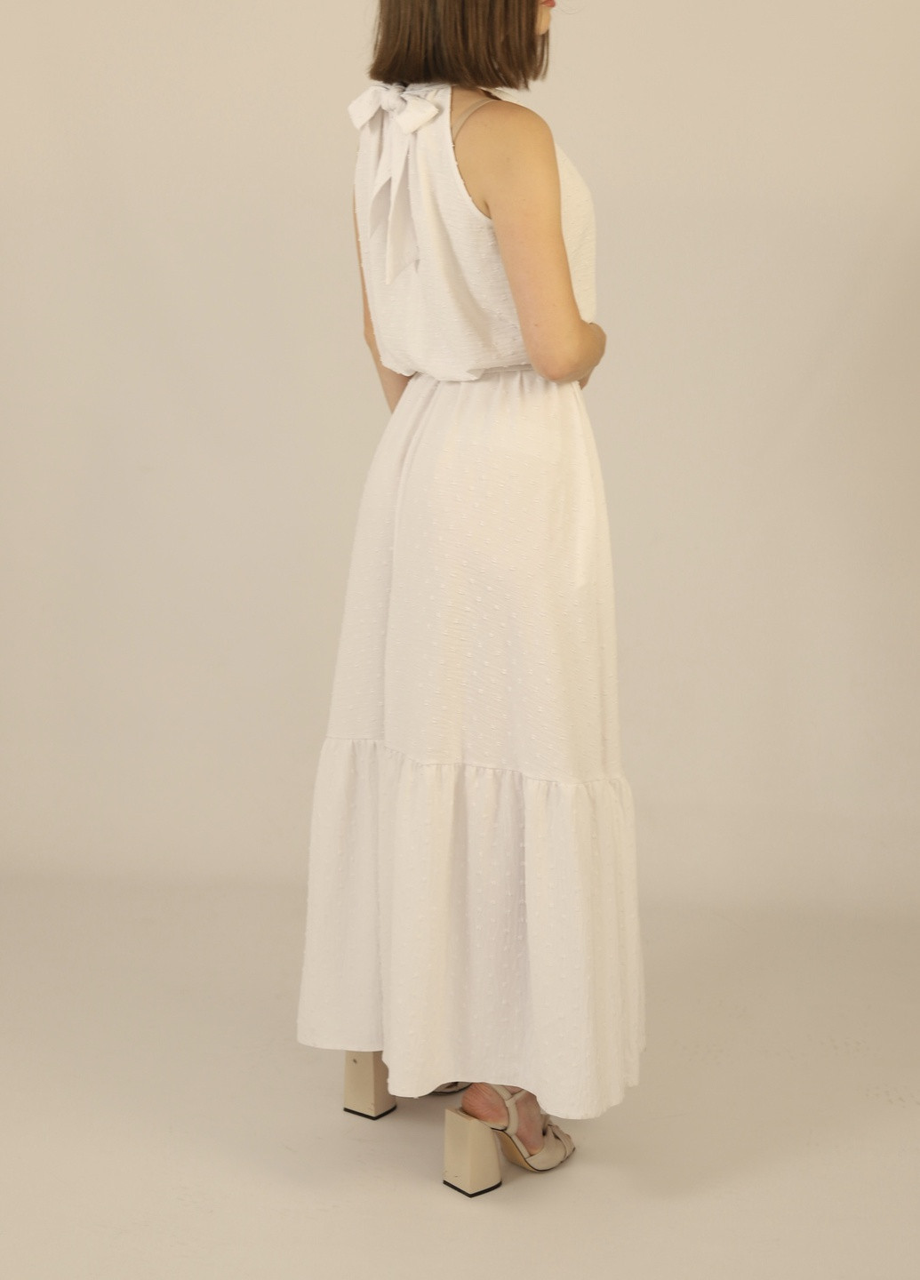 Белое кэжуал платье No Brand