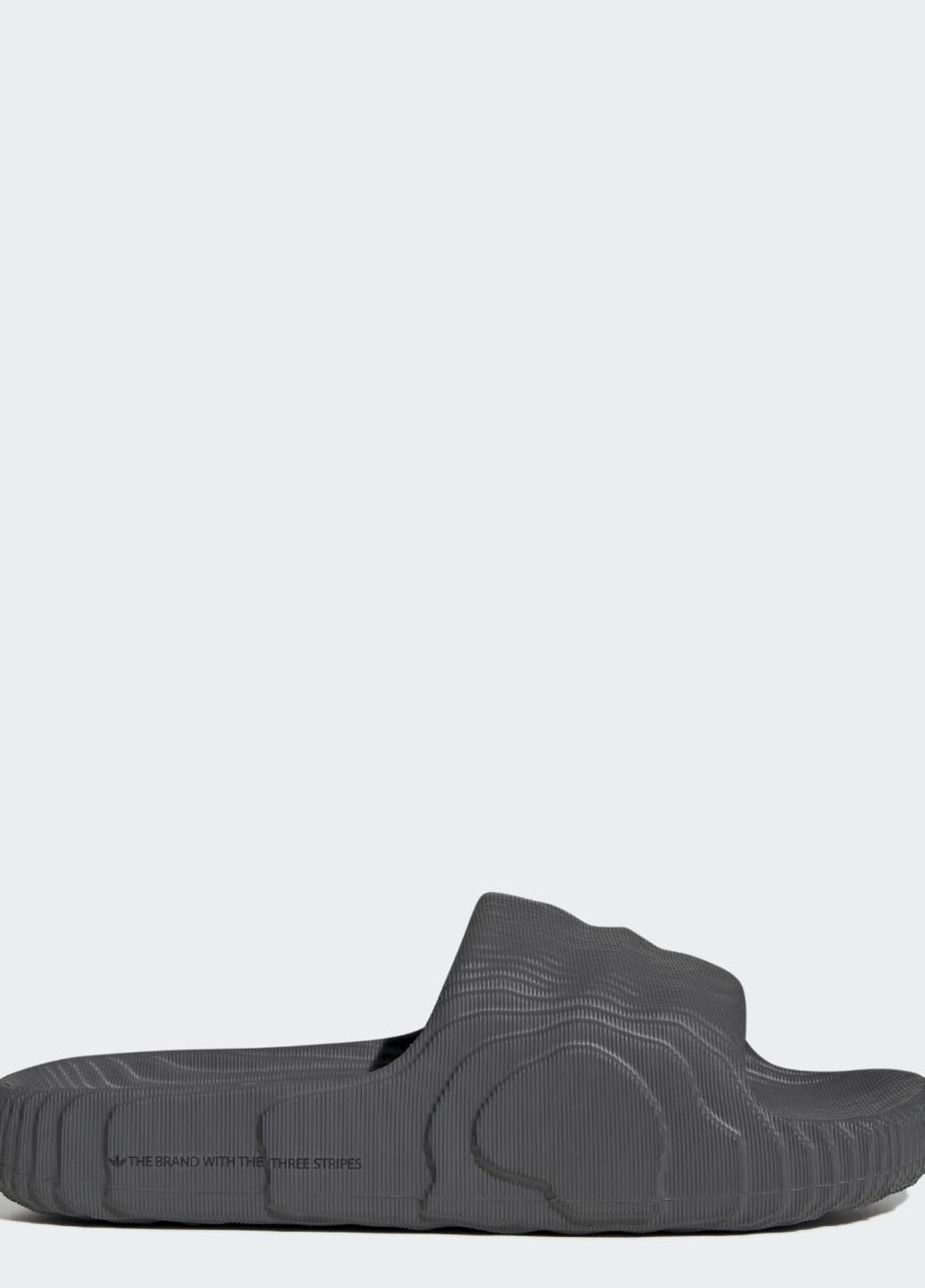 Серые спортивные шлепанцы adilette 22 adidas