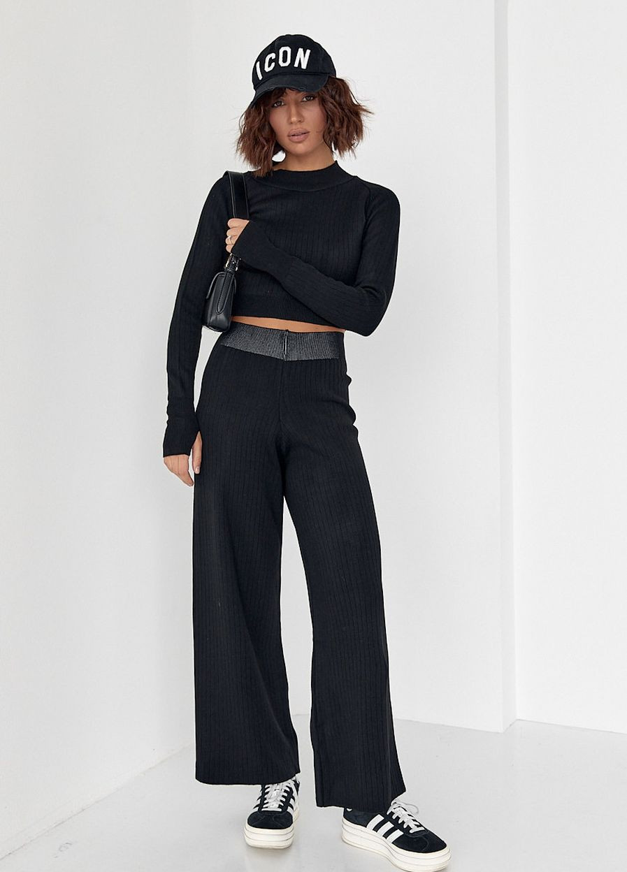 Жіночий костюм із широкими брюками та коротким джемпером - чорний Lurex (262810107)