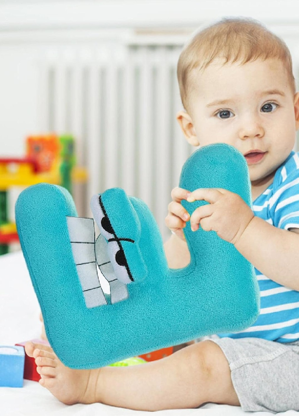 М'яка плюшева розвиваюча іграшка для дітей малюків англійський алфавіт лор із гри роболокс 20 см (475667-Prob) Буква Е Unbranded (269804721)