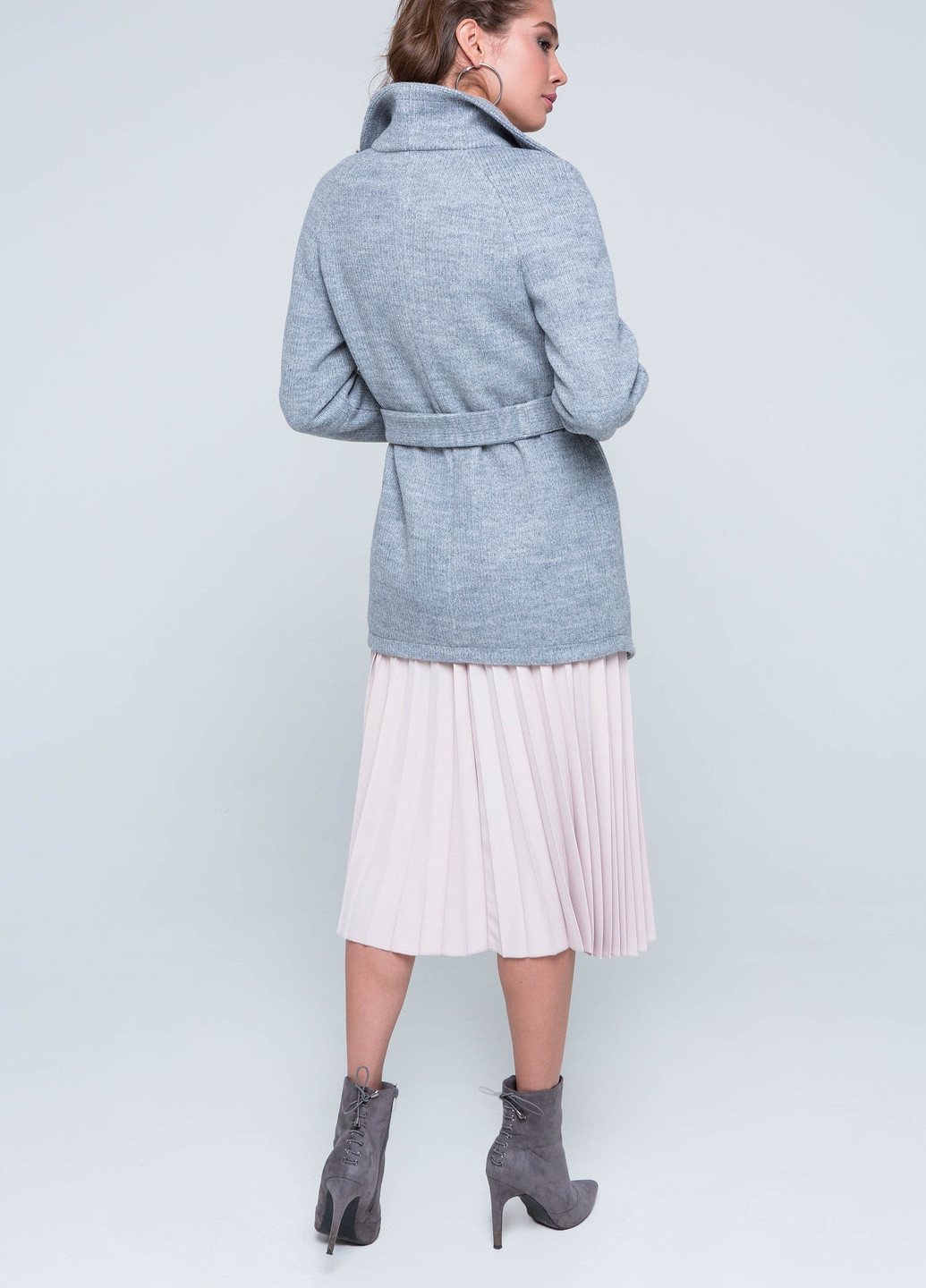 Светло-серый демисезонный кардиган Emass