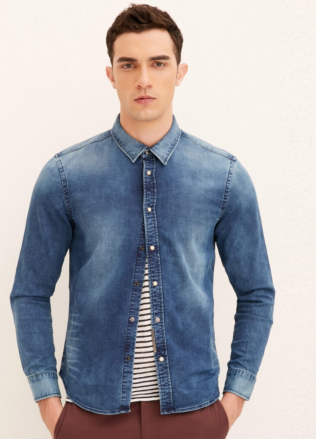 Синяя рубашка Jack & Jones