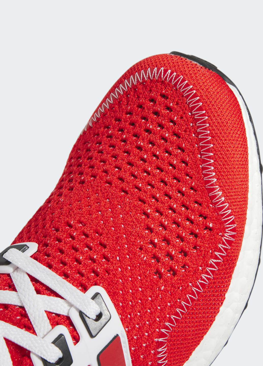 Красные всесезонные кроссовки ultraboost 1.0 adidas