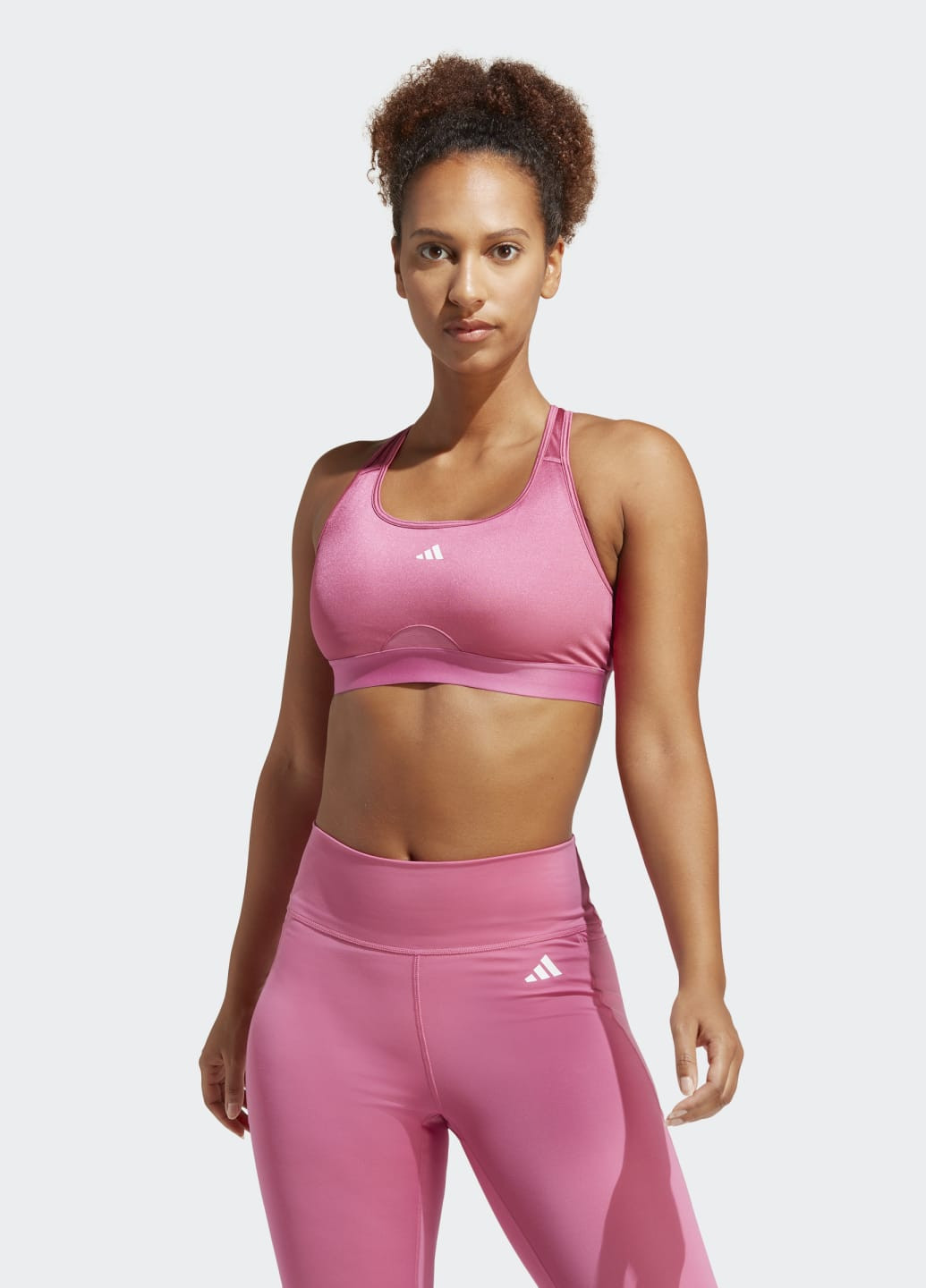 Розовый спортивный бра powerreact training medium-support adidas