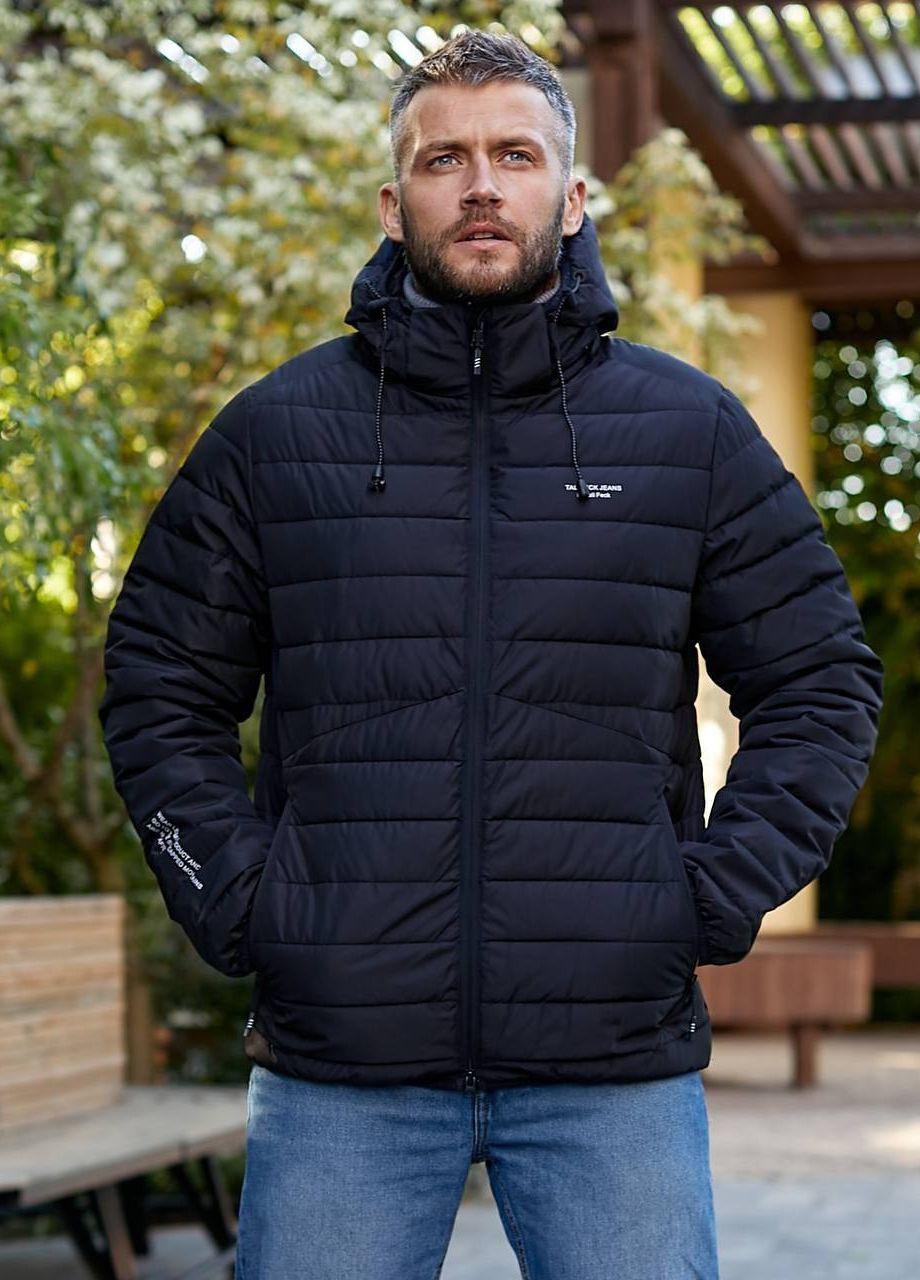 Черная мужская теплая курточка цвет черный р.48 443009 New Trend