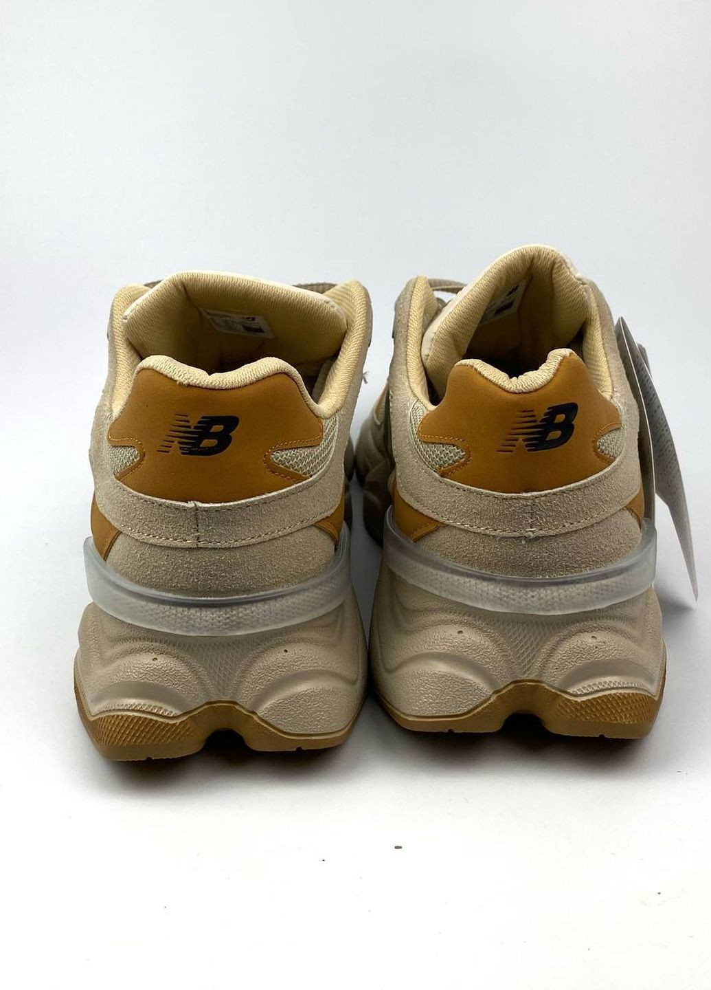 Бежевые демисезонные кроссовки с лого 9060 beige Vakko