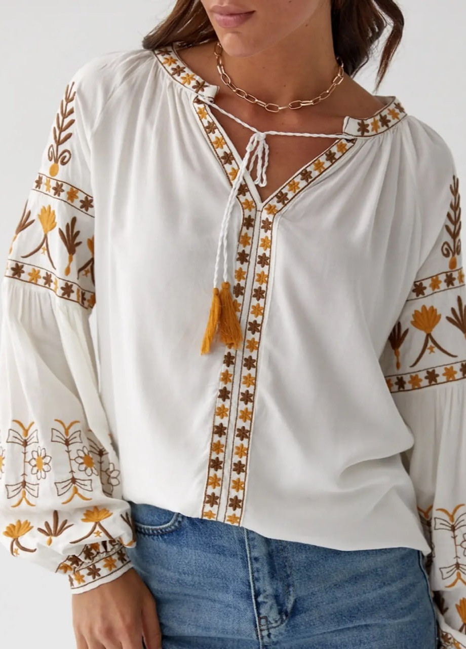 Блузка вышиванка бежевая с бежевой вышевкой No Brand (258614102)