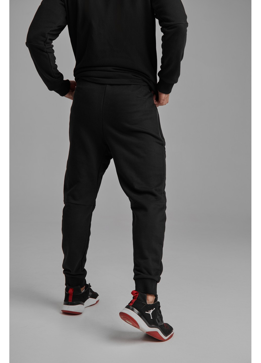 Спортивні штани чоловічі осінь зима на флісі MILITARY чорні Handy Wear (276963183)
