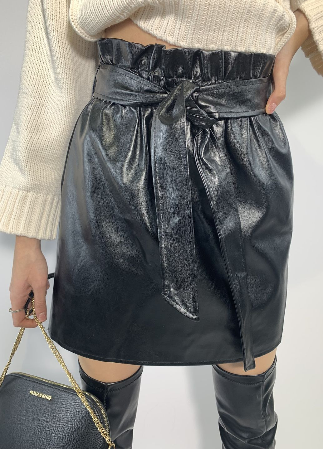 Черная юбка чорного цвета эко кожа Timiani