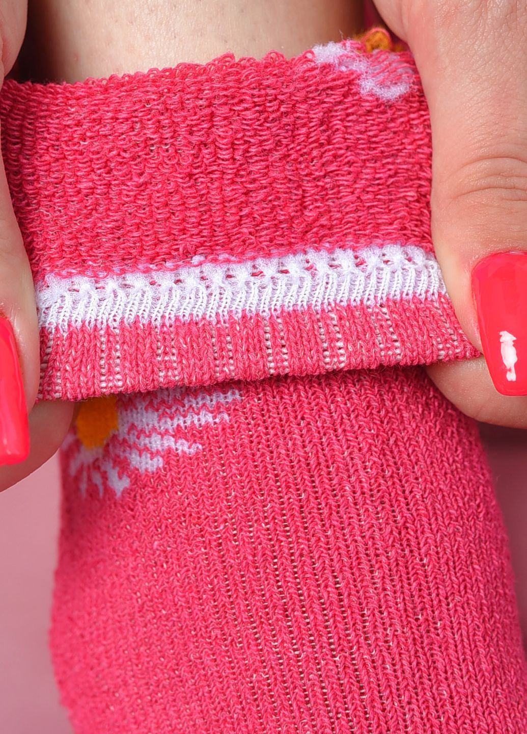 Шкарпетки махрові жіночі рожевого кольору розмір 37-42 Let's Shop (261762278)