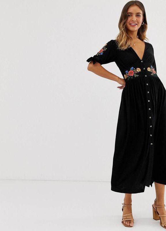 Чорна сукня з вишивкою на гудзиках design Asos