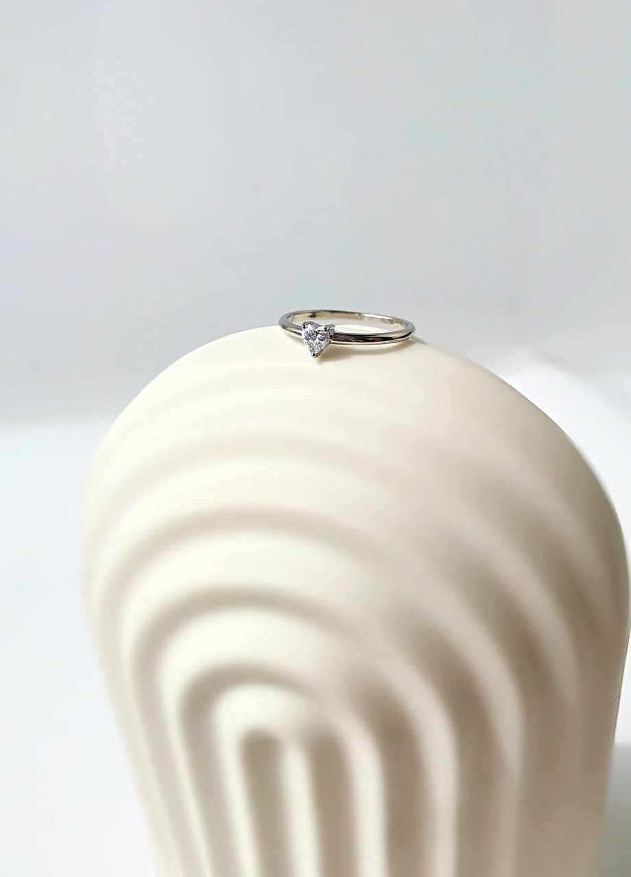 Серебряное кольцо с фианитом Сердце проба 925 UMAX (259474626)