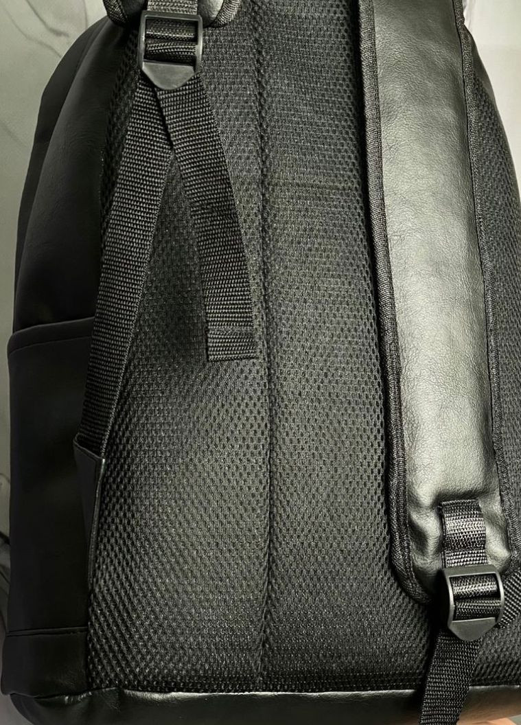 чорний. Ніжна екошкіра. Рюкзак вмісткий. Рюкзак ASOS No Brand Рюкзак з екошкіри (262292323)