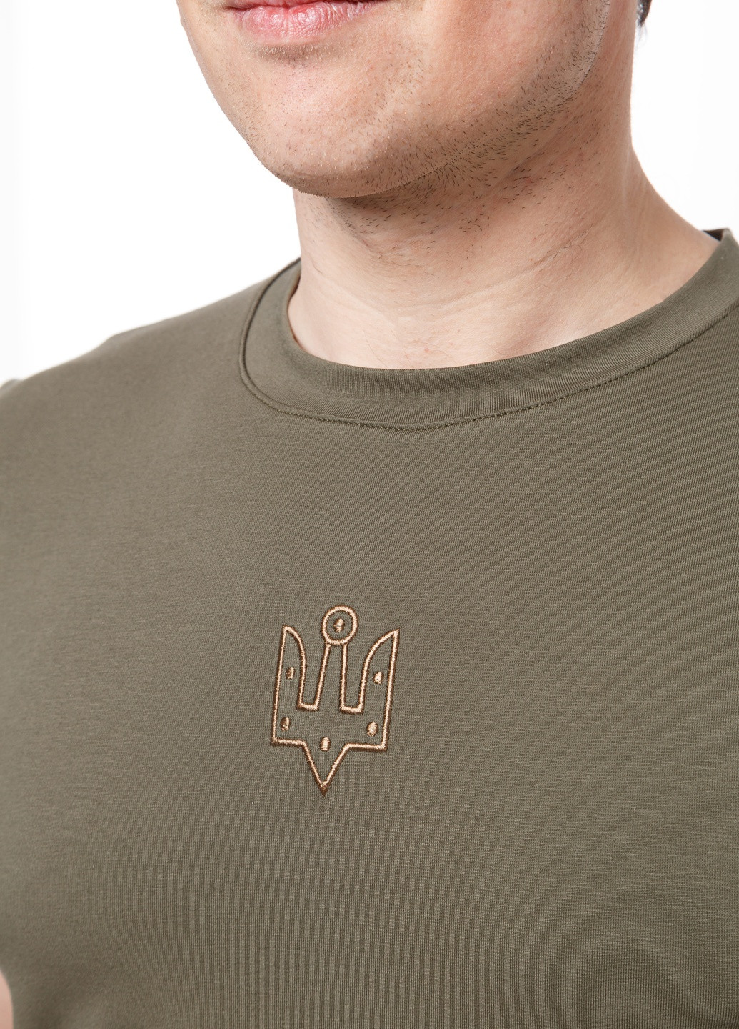 Хаки (оливковая) мужская футболка c вышивкой "тризуб ярослава мудрого" хаки с коротким рукавом Мальви