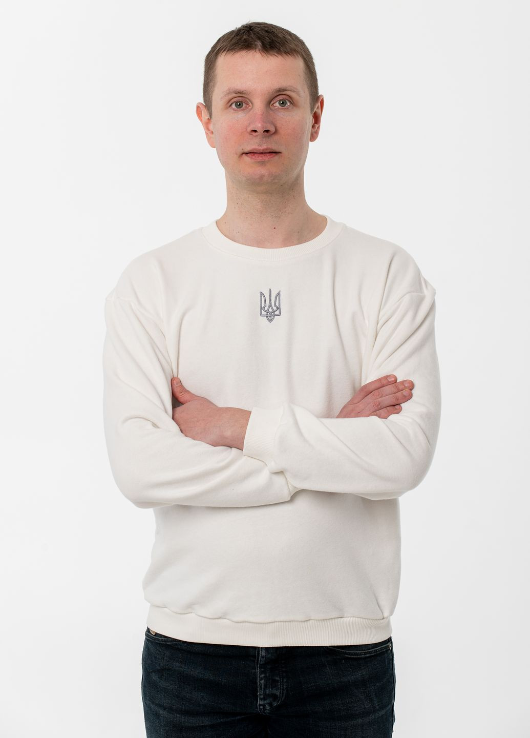 Мужской свитшот с вышивкой "Классический Тризуб" VINCA - крой украинская символика молочный повседневный хлопок, трикотаж - (266340854)