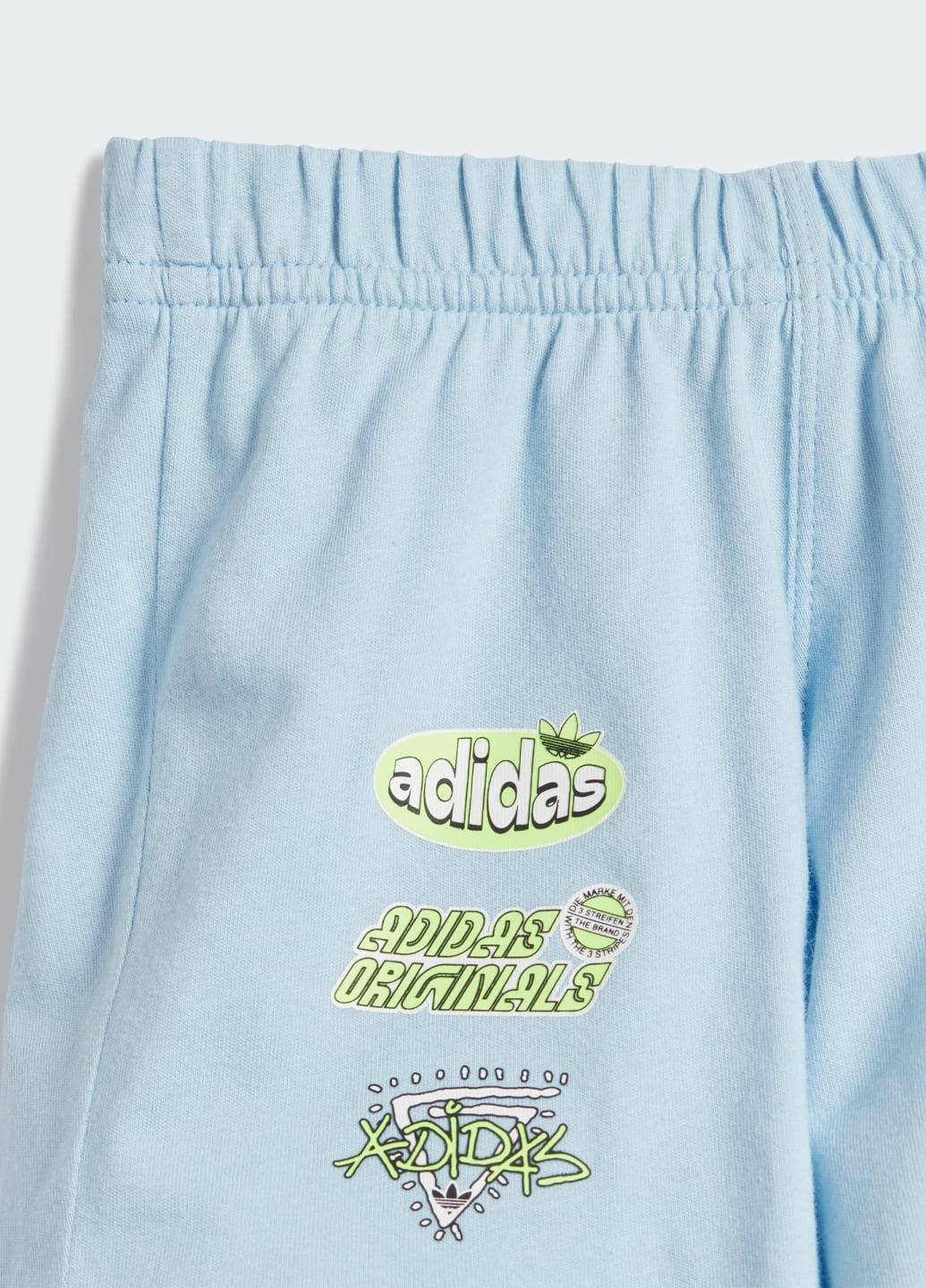 Комплект: Футболка и шорты Graphic adidas (261922735)