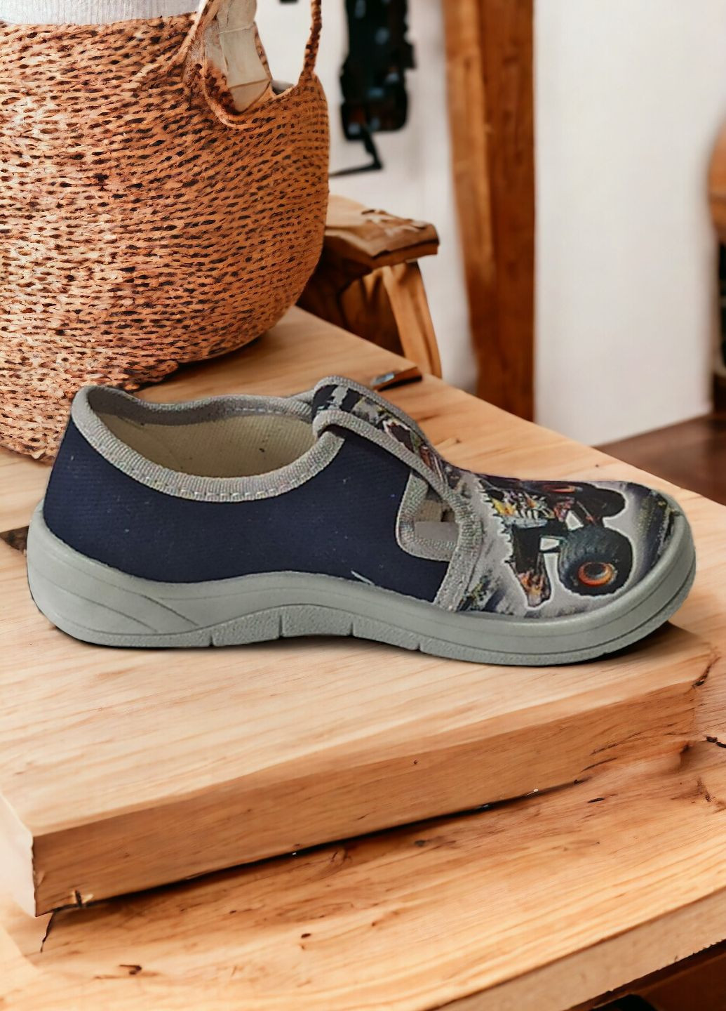 Синие тапочки ортопедические для мальчика валди гриша truck 24-15см, 26-16,7см Waldi