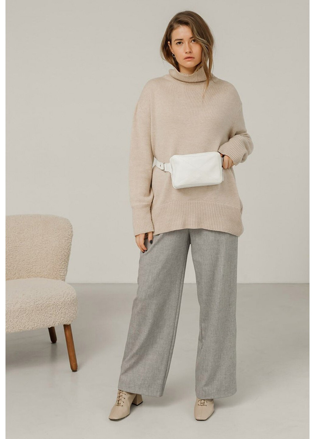 Кожаная женская поясная сумка Dropbag Mini белая BN-BAG-6-LIGHT-BW BlankNote (264478343)