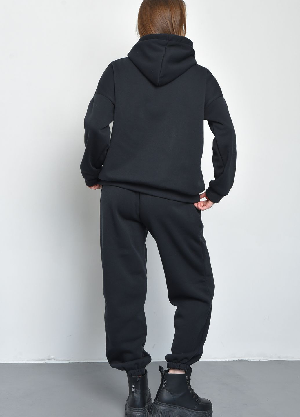 Спортивний костюм жіночий на флісі чорного кольору Let's Shop (271126565)