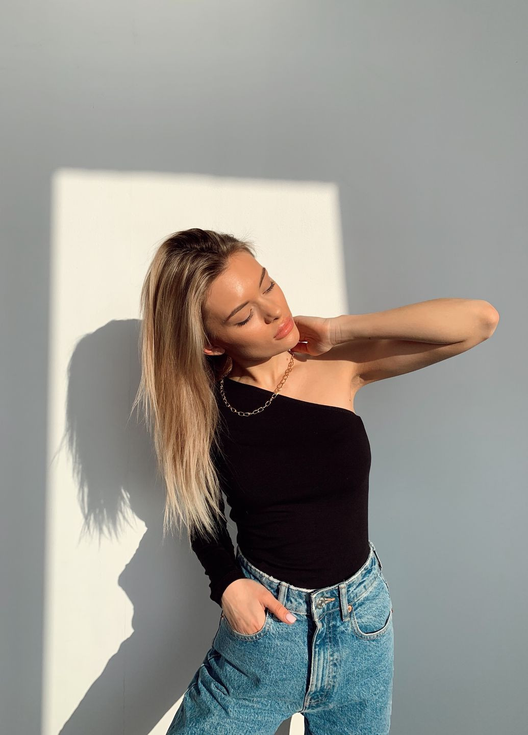 Лонгслів Monday DARI CO (278056769)