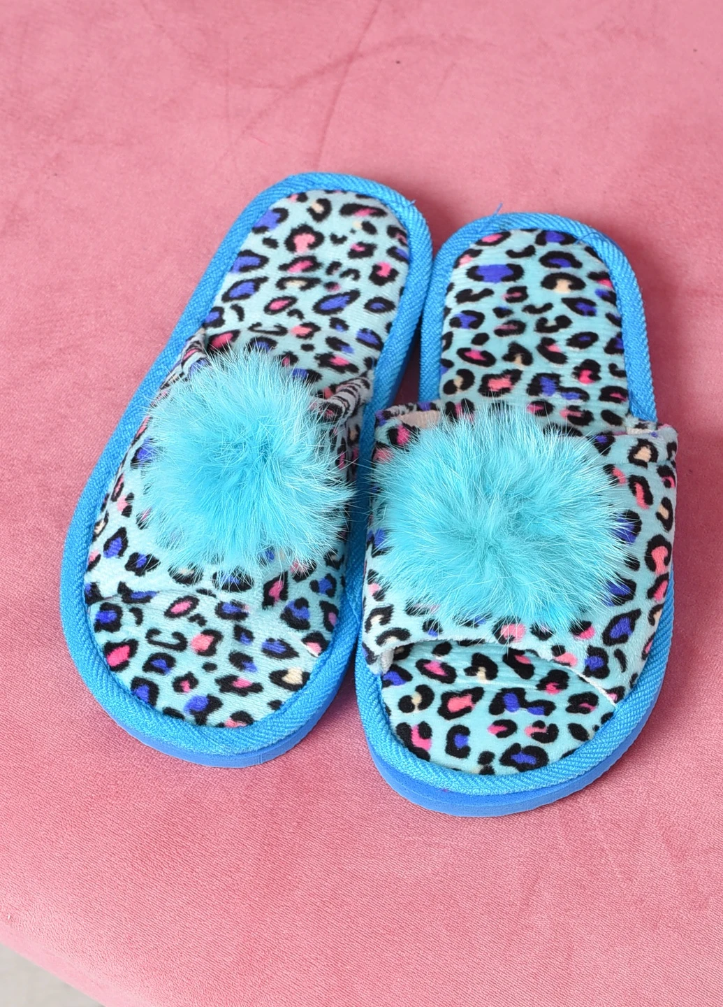 Капці домашні жіночі блакитного кольору Let's Shop (259768572)