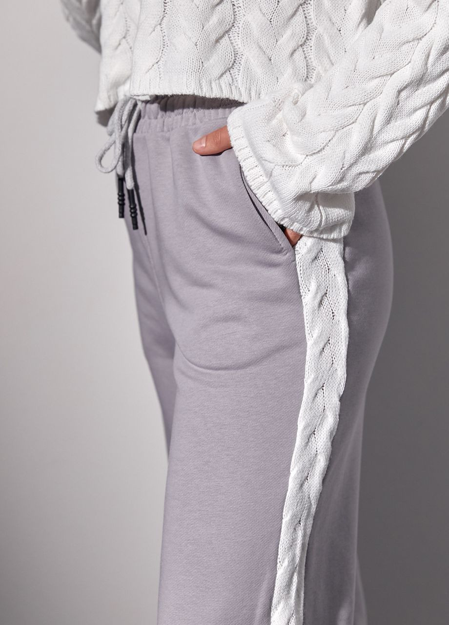 Костюм-двійка з в'язаною кофтою в кіски та трикотажними штанами - світло-сірий Lurex (275868188)