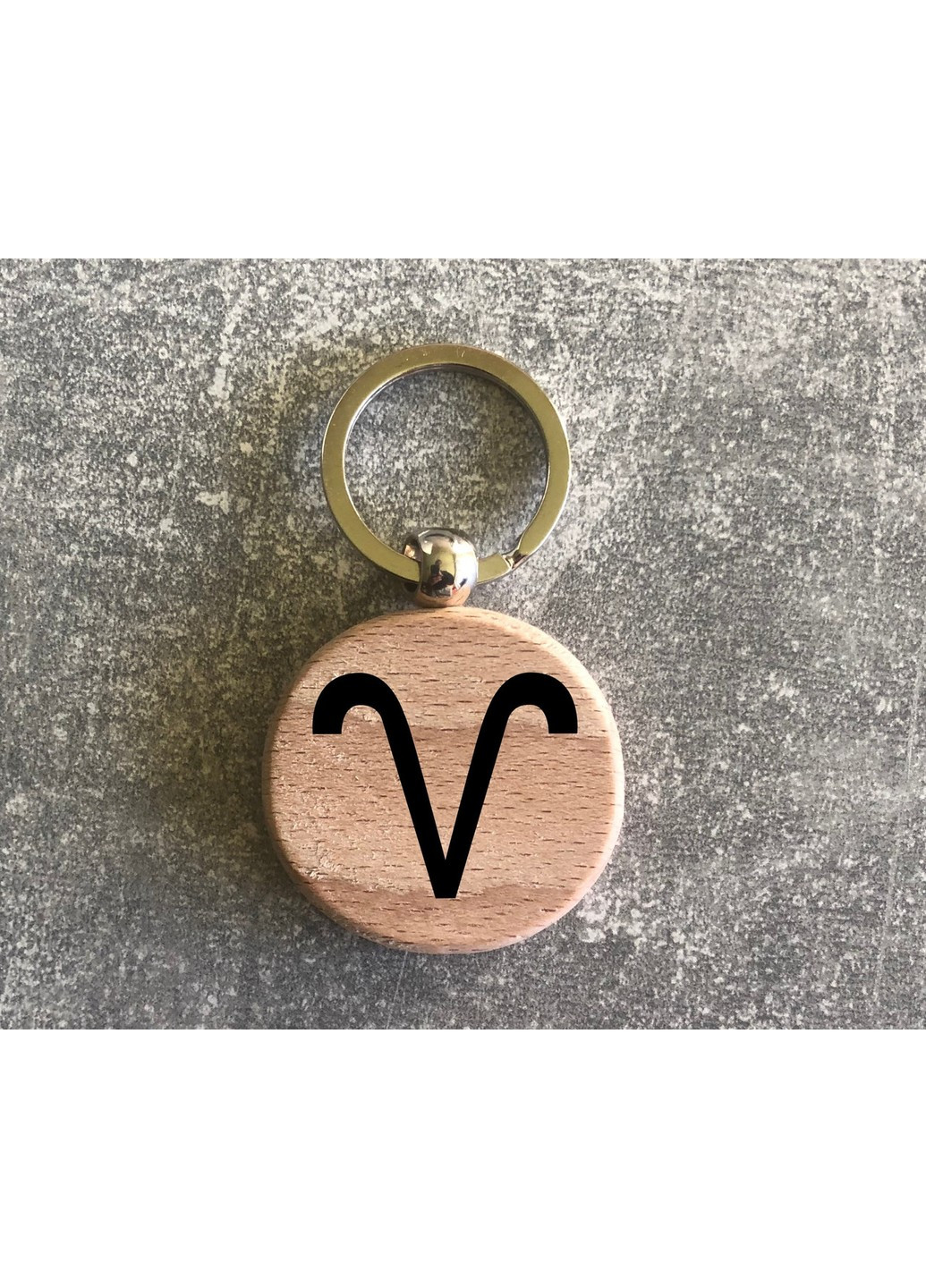 Круглий Дерев’яний брелок з символом зодіака «Овен» ЗаСвіт (261255727)