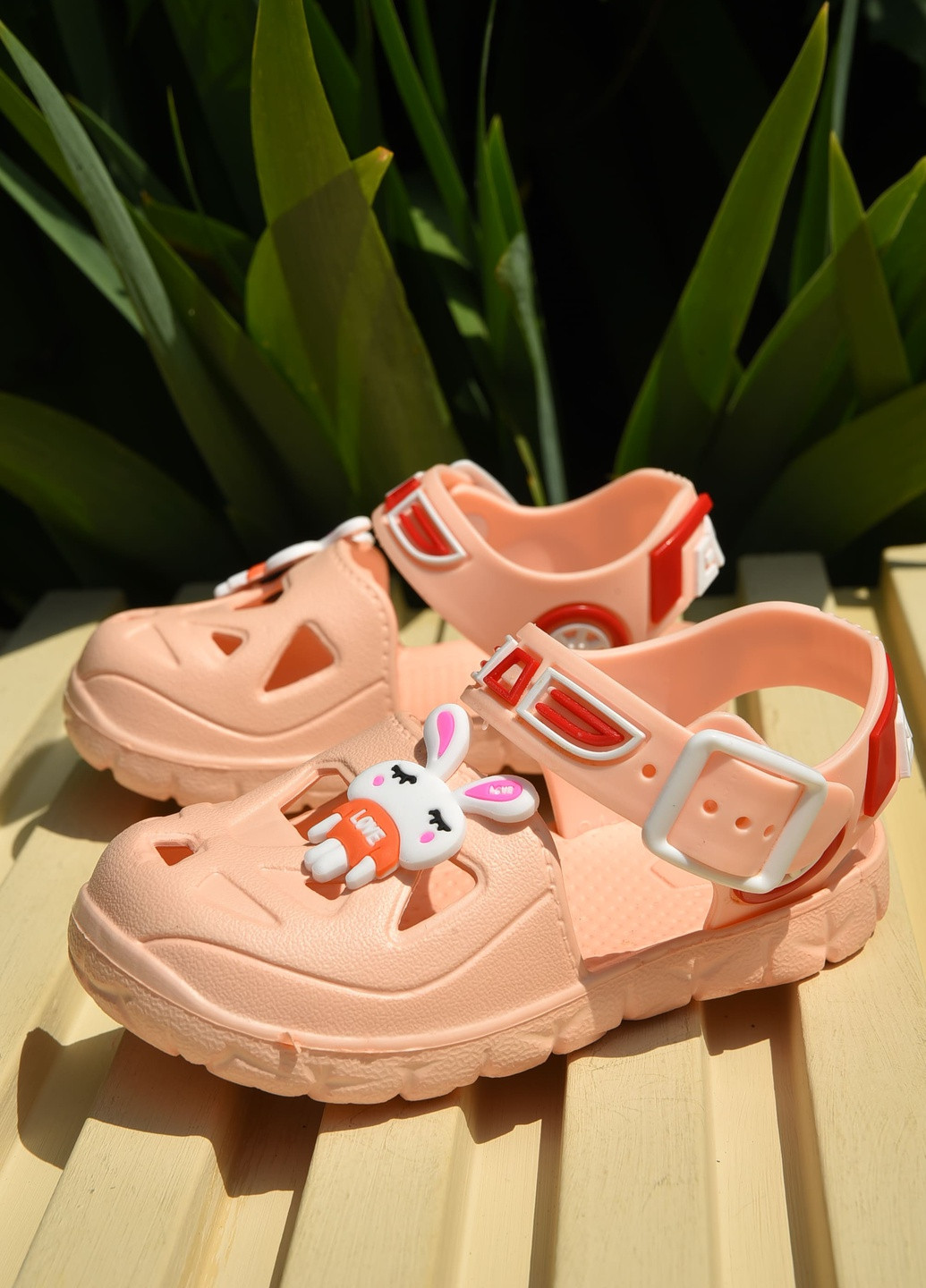 Сандалі дитячі піна для дівчинки персикового кольору Let's Shop (259660848)