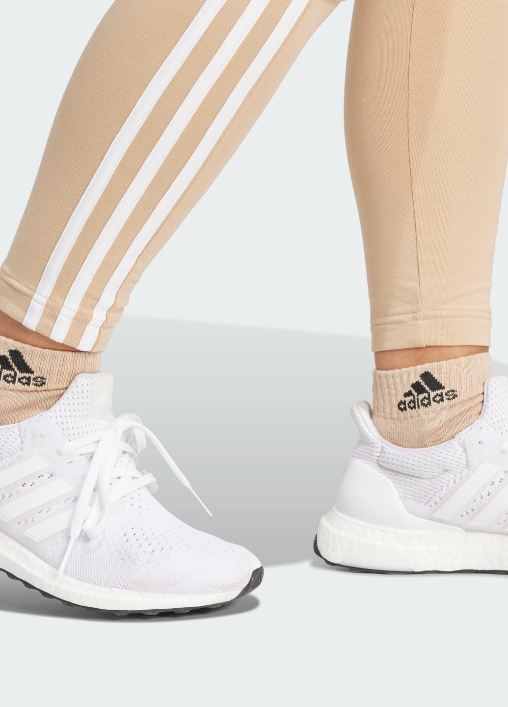 Бежевые демисезонные леггинсы essential 3-stripes adidas