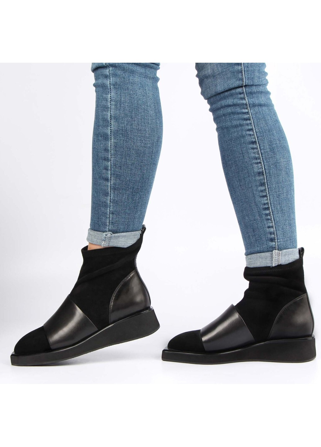 Осенние женские ботинки на платформе 769530 Wit Mooni